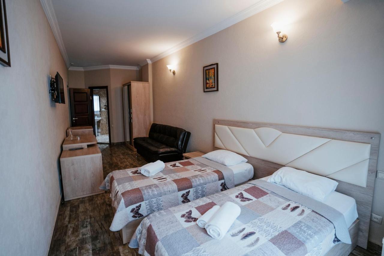 Hotel General Batumi Luaran gambar
