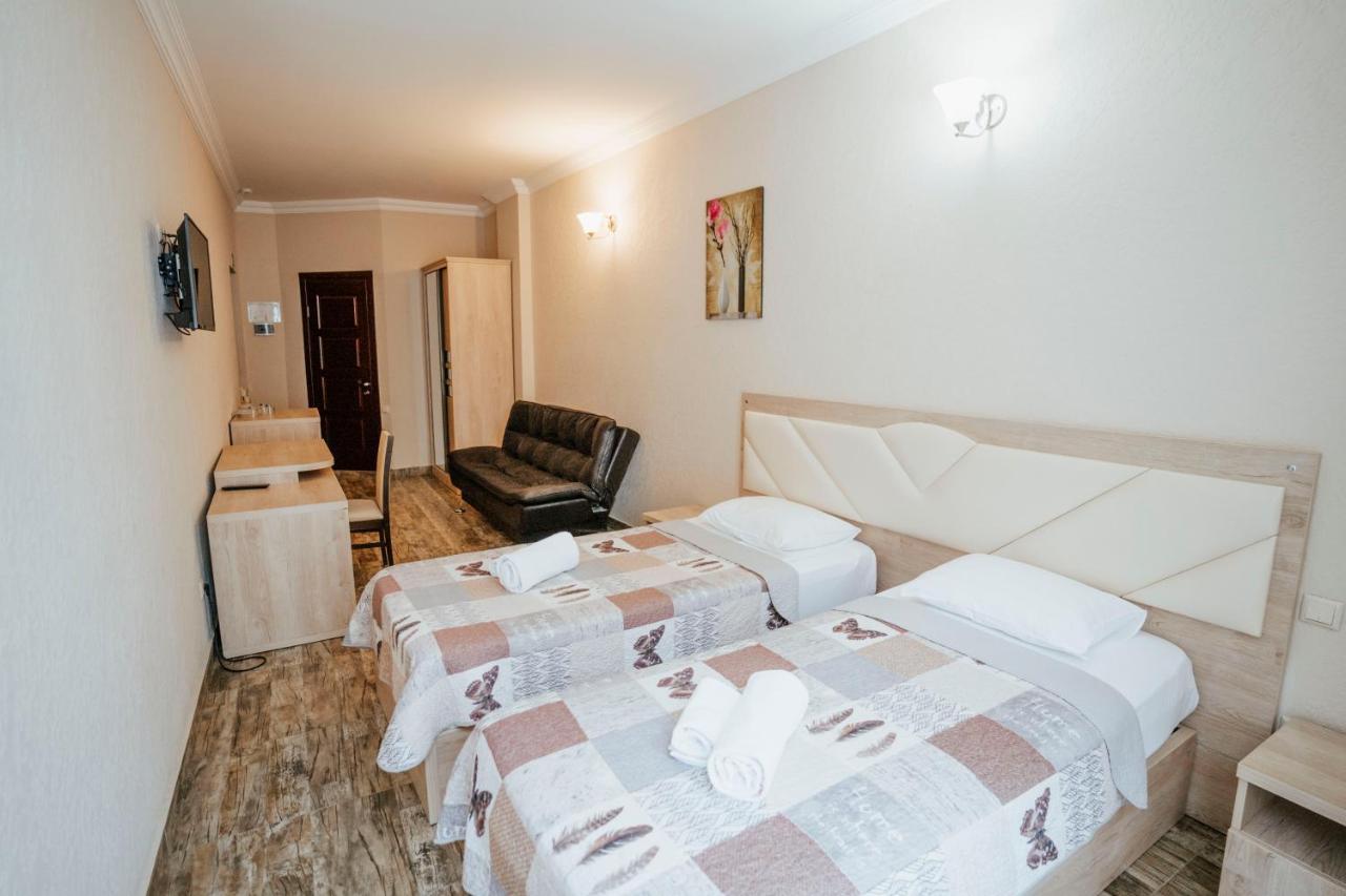 Hotel General Batumi Luaran gambar