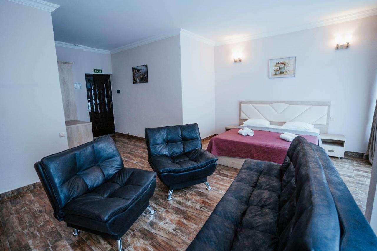 Hotel General Batumi Luaran gambar