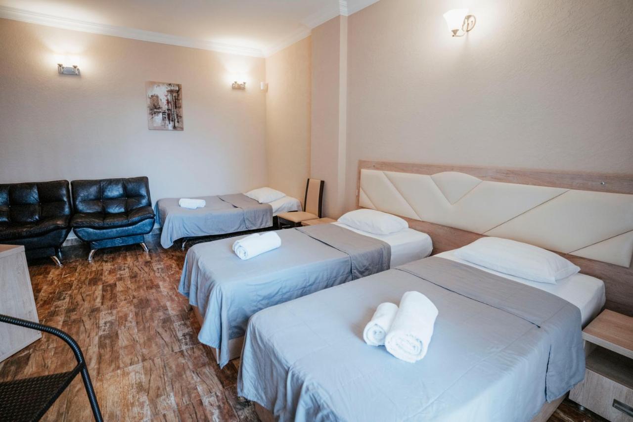 Hotel General Batumi Luaran gambar
