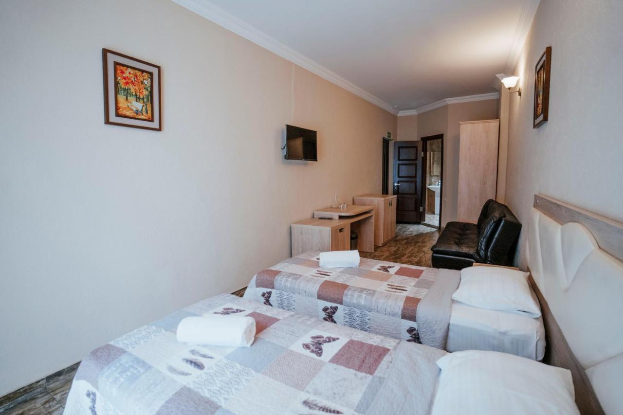 Hotel General Batumi Luaran gambar