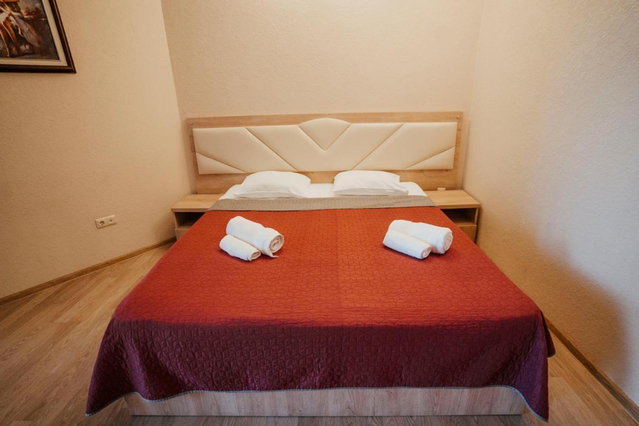 Hotel General Batumi Luaran gambar