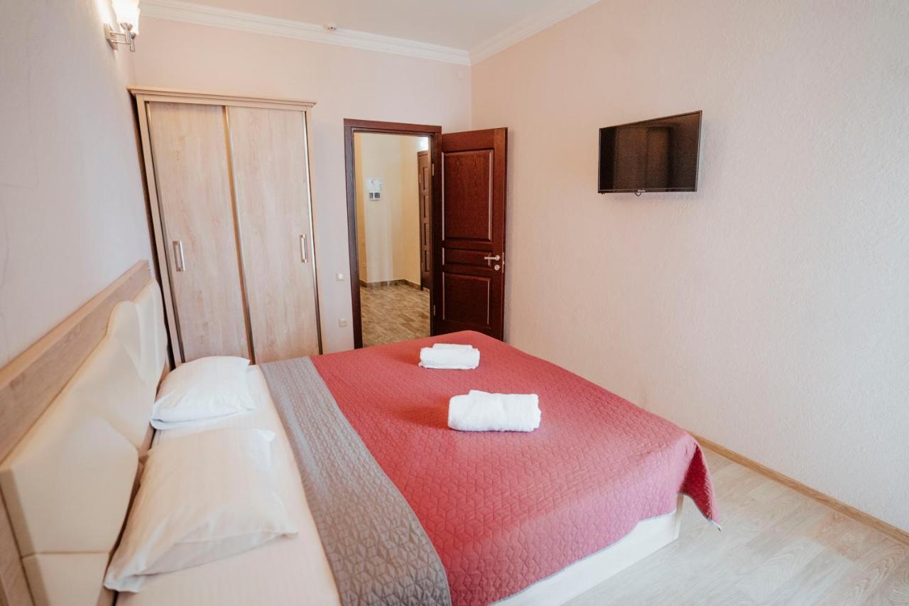 Hotel General Batumi Luaran gambar
