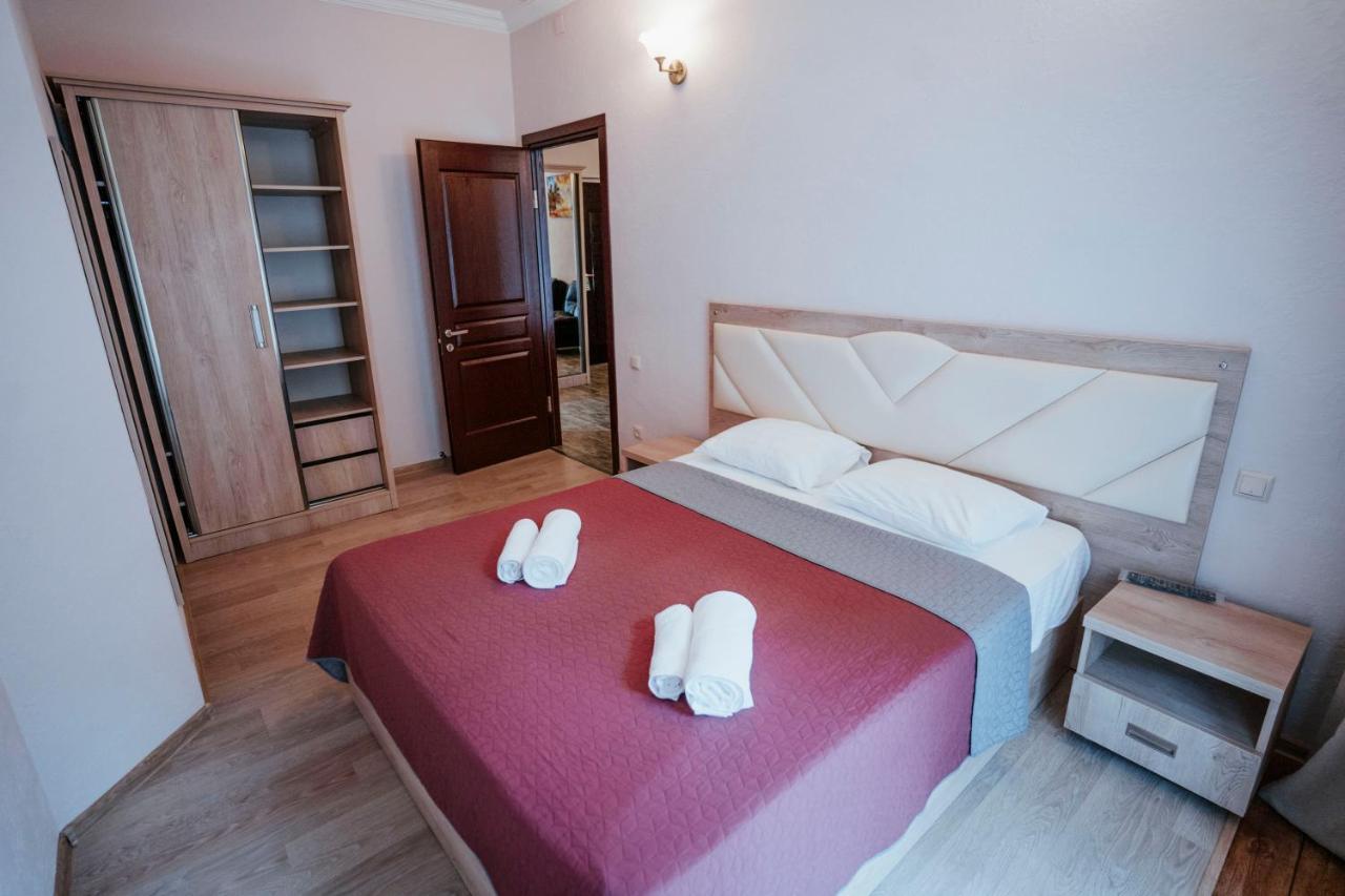 Hotel General Batumi Luaran gambar